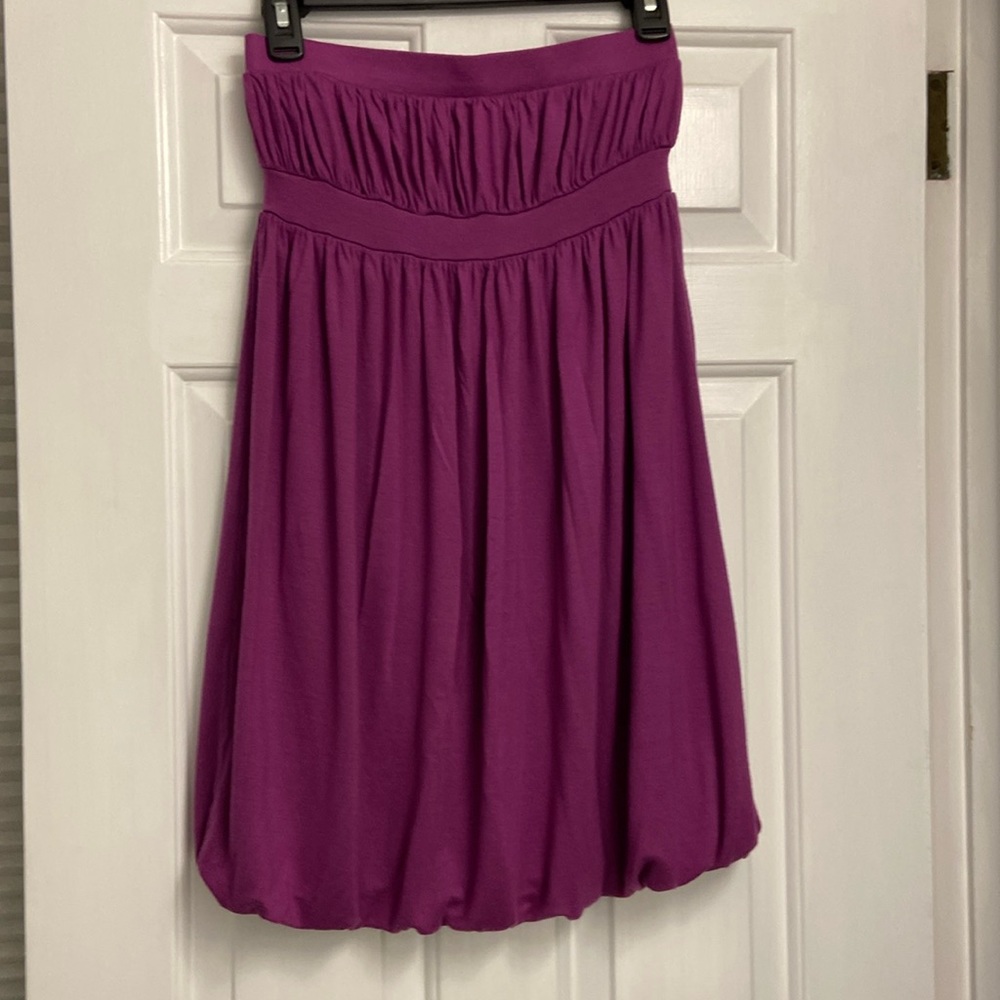 Strapless bubble hem dress women’s size small Twenty One